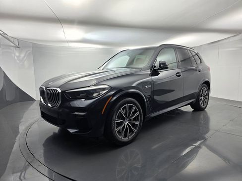 Used 2023 BMW X5 xDrive45e w/ M Sport Package AWD/4WD image 8
