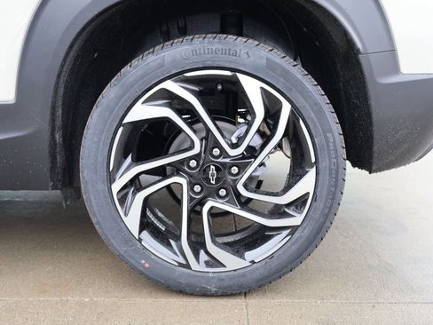 New 2026 Chevrolet TrailBlazer RS w/ Driver Confidence Package FWD image 37