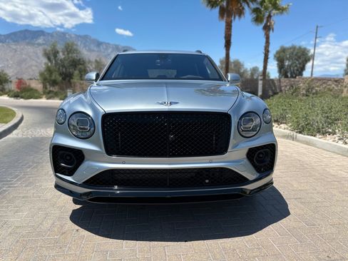 Used 2023 Bentley Bentayga Speed AWD/4WD image 5