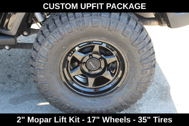 Used 2023 Jeep Gladiator Sport AWD/4WD image 10