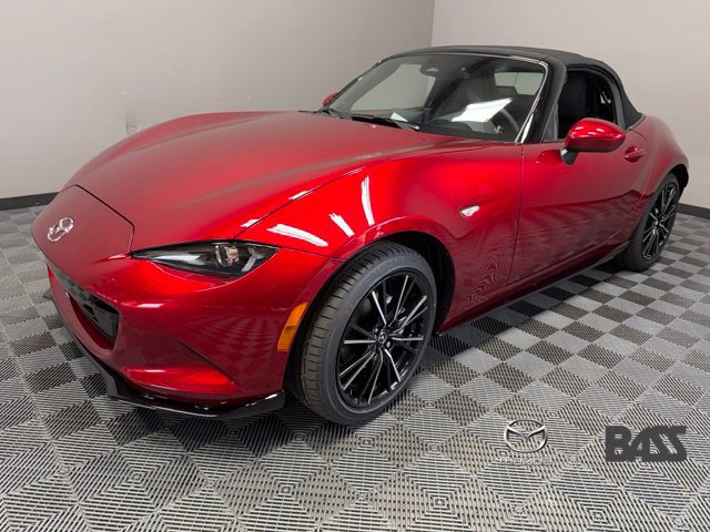 New 2026 MAZDA MX-5 Miata Grand Touring w/ Appearance Package RWD image 1