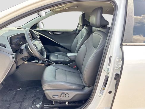 Used 2023 Kia Niro Wind FWD image 21