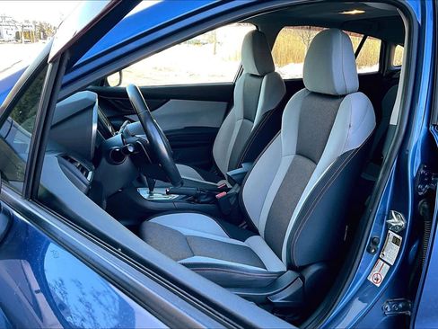 Used 2019 Subaru Crosstrek 2.0i Premium w/ Moonroof Package image 8