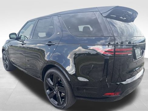 New 2025 Land Rover Discovery Dynamic SE image 3