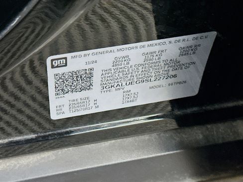 Used 2025 GMC Terrain Elevation image 12
