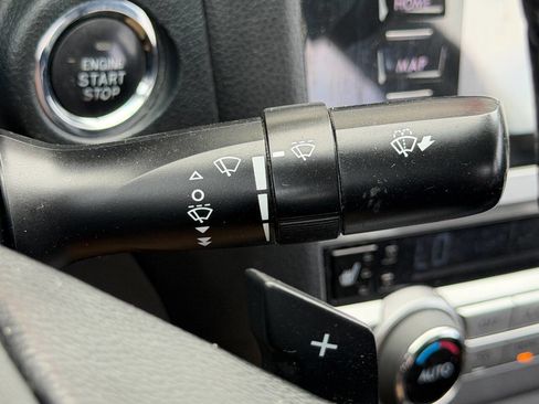 Used 2015 Subaru Legacy 3.6R Limited image 34