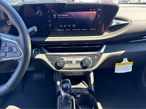 New 2026 Buick Envista Sport Touring w/ Convenience I Package FWD image 12