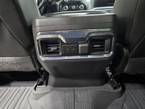 Used 2022 GMC Sierra 1500 SLT w/ SLT Premium Package AWD/4WD image 25