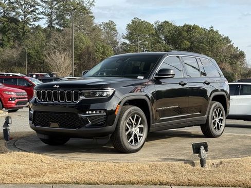 New 2025 Jeep Grand Cherokee Limited image 3
