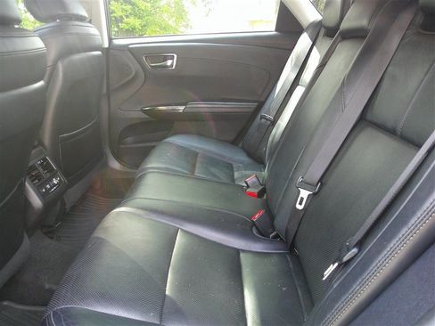 Used 2016 Toyota Avalon Limited w/ Toyota Safety Sense Package FWD image 17