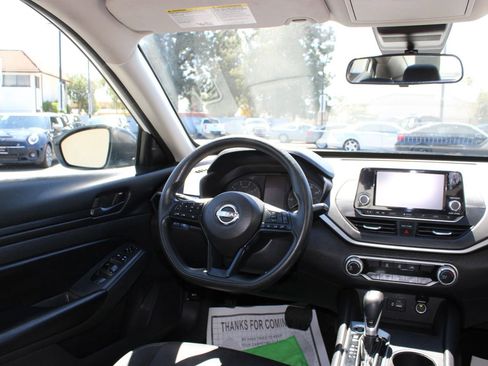 Used 2024 Nissan Altima 2.5 S image 21