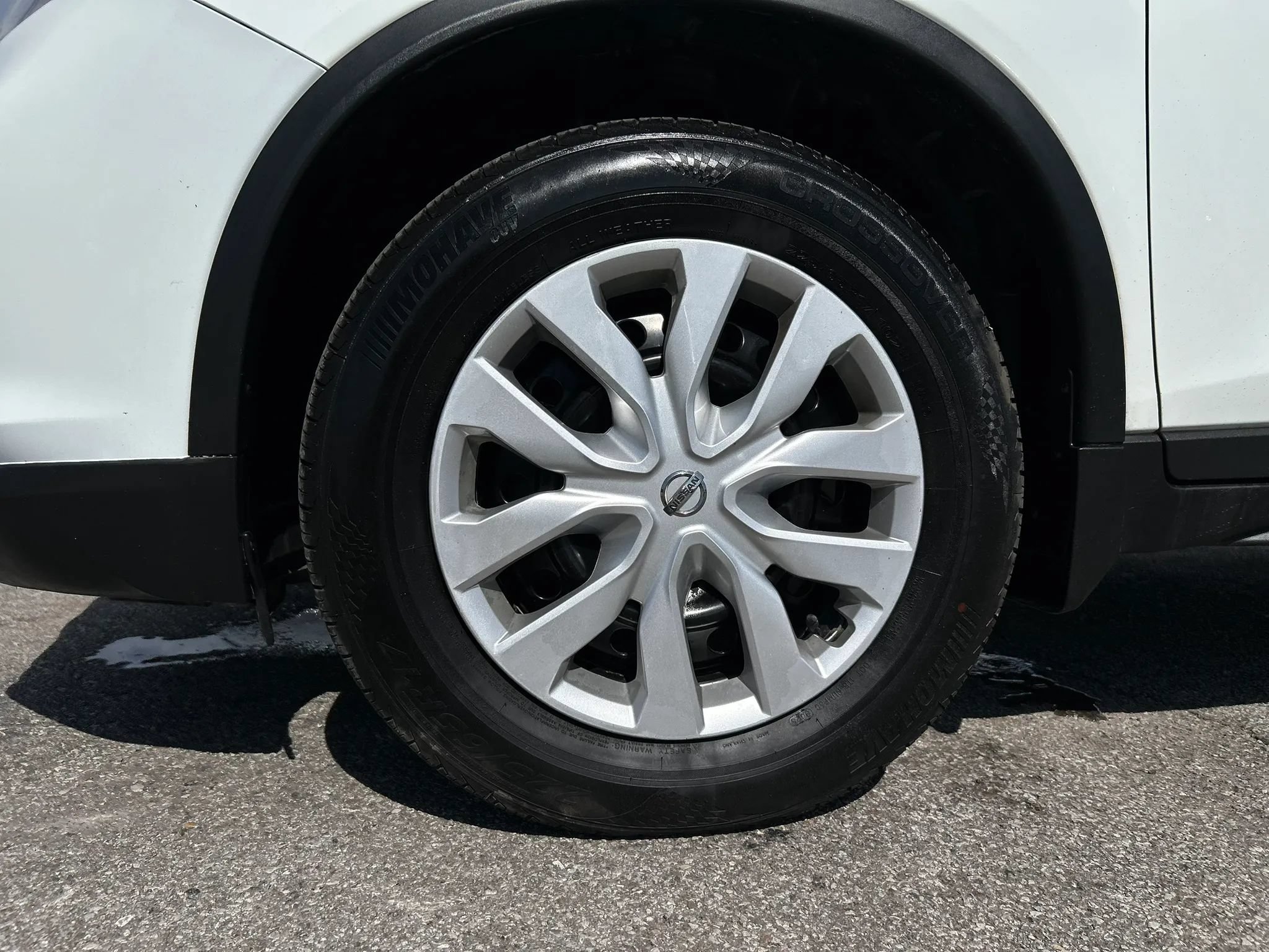 Used 2017 Nissan Rogue S AWD/4WD image 43