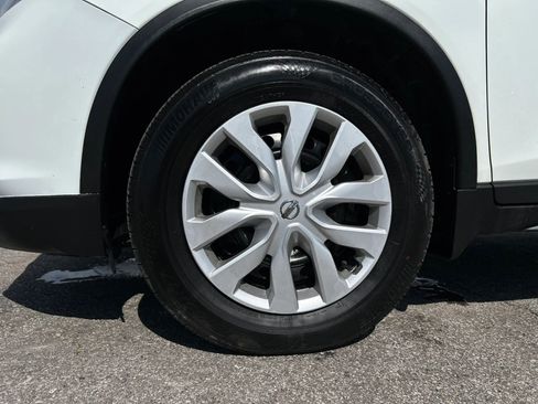 Used 2017 Nissan Rogue S AWD/4WD image 43