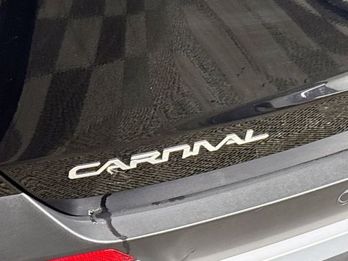 New 2026 Kia Carnival image 23