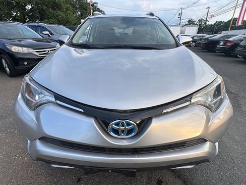 Used 2016 Toyota RAV4 XLE AWD/4WD image 2
