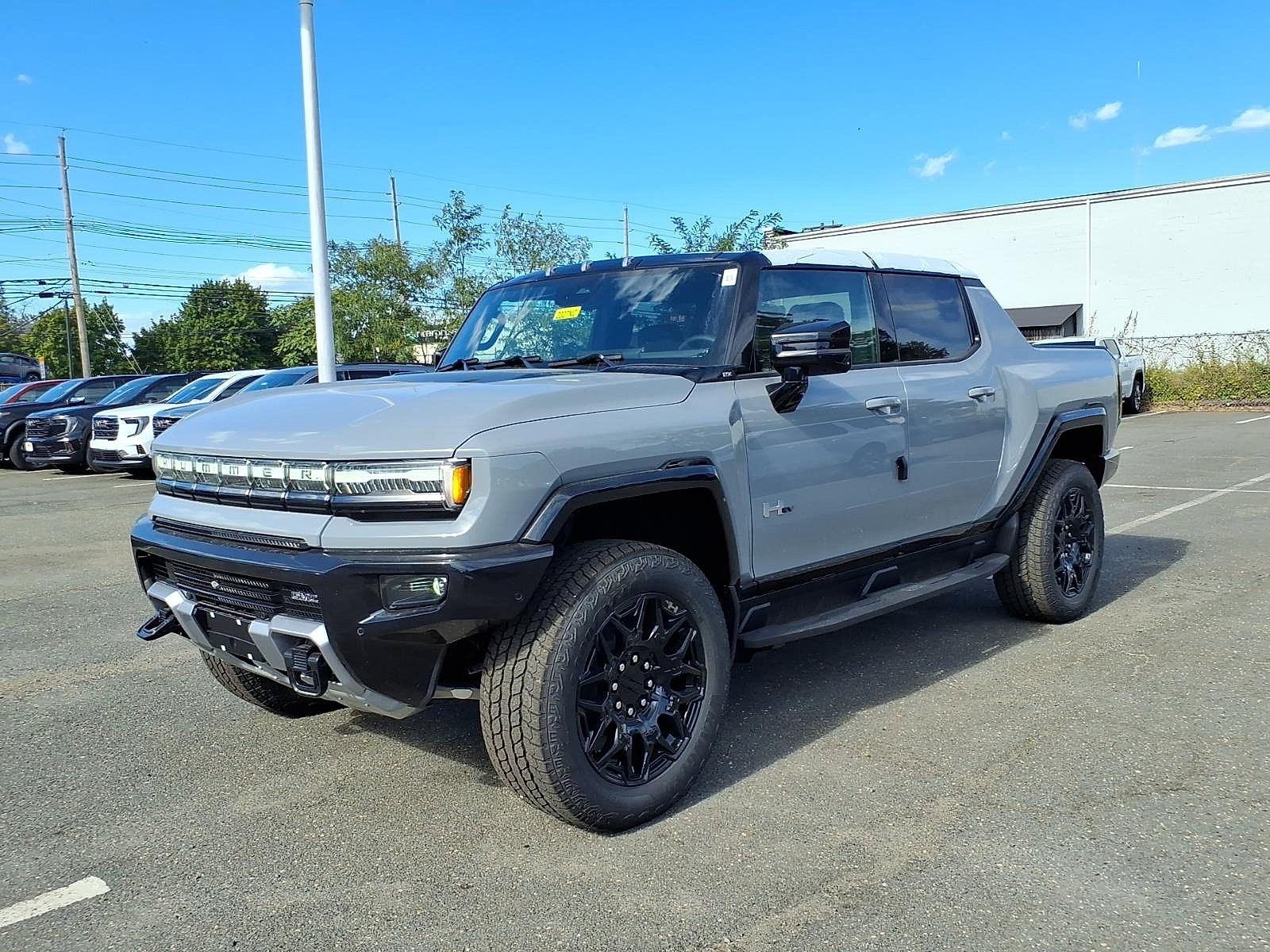 New 2026 GMC Hummer EV 4x4 Crew Cab image 3