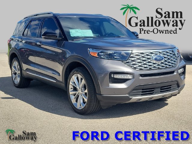 Certified 2022 Ford Explorer Platinum w/ Class IV Trailer Tow Package AWD/4WD image 1