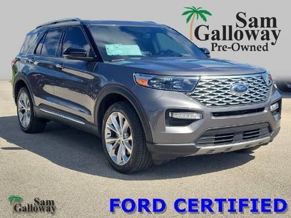 Certified 2022 Ford Explorer Platinum w/ Class IV Trailer Tow Package