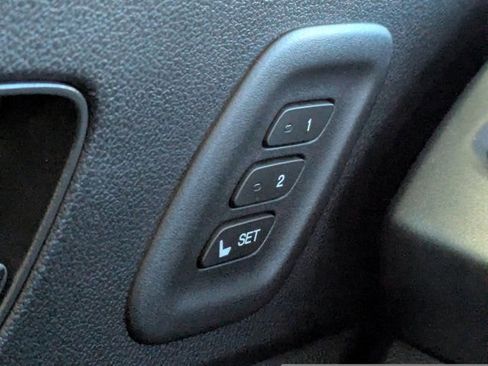 Used 2016 Honda CR-V Touring image 24