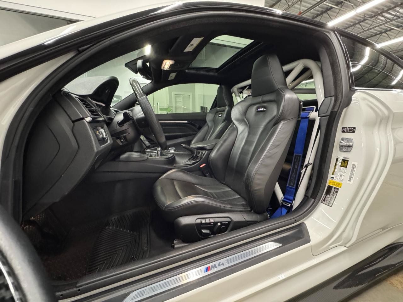 Used 2015 BMW M4 Coupe RWD image 8