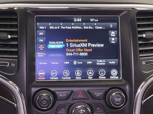 Used 2018 Jeep Grand Cherokee Limited image 28