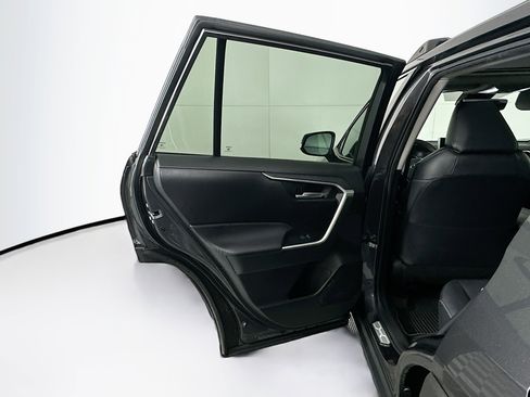 Used 2023 Toyota RAV4 XLE Premium image 34
