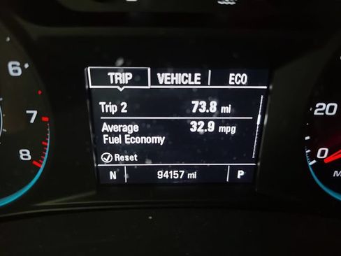 Used 2018 Chevrolet Malibu LT w/ LPO, Convenience Package 2 FWD image 6