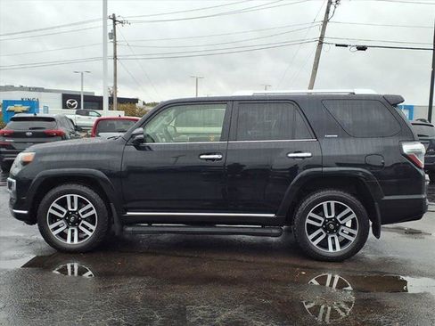 Used 2022 Toyota 4Runner Limited image 3