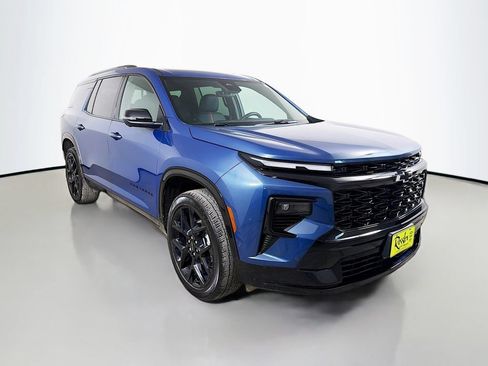 Used 2024 Chevrolet Traverse RS w/ LPO, Floor Liner Package AWD/4WD image 4