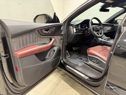 Used 2022 Audi SQ8 Prestige w/ Prestige Package image 14