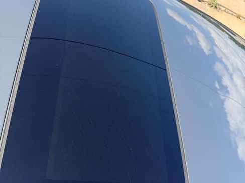 Used 2025 Hyundai Elantra Limited FWD image 9