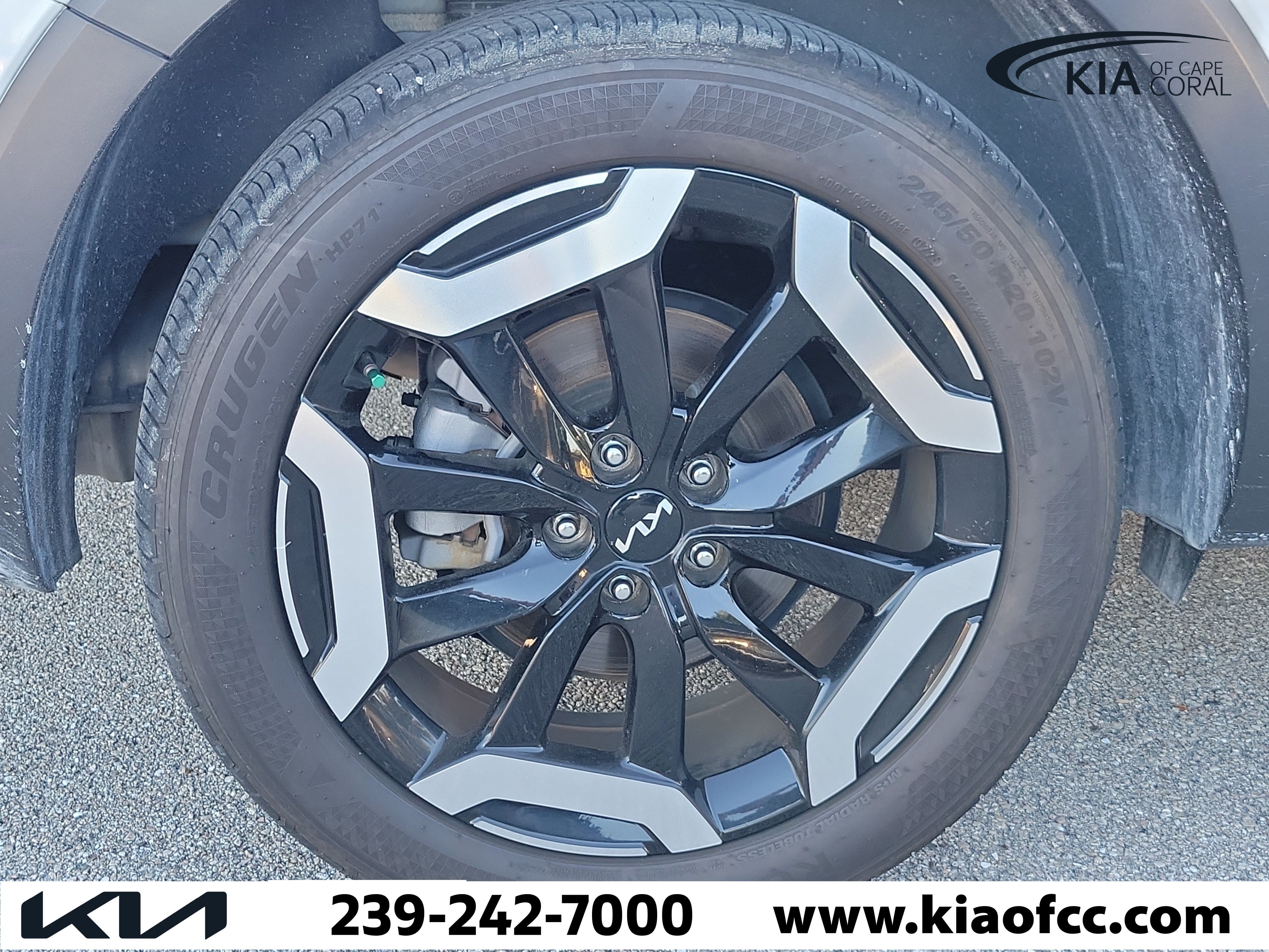 Certified 2023 Kia Telluride S w/ S Sunroof Package FWD image 5