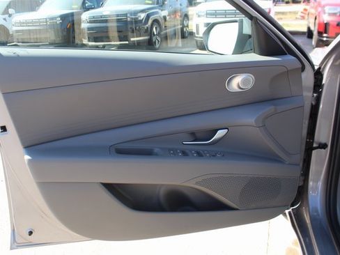 New 2026 Hyundai Elantra Blue image 8