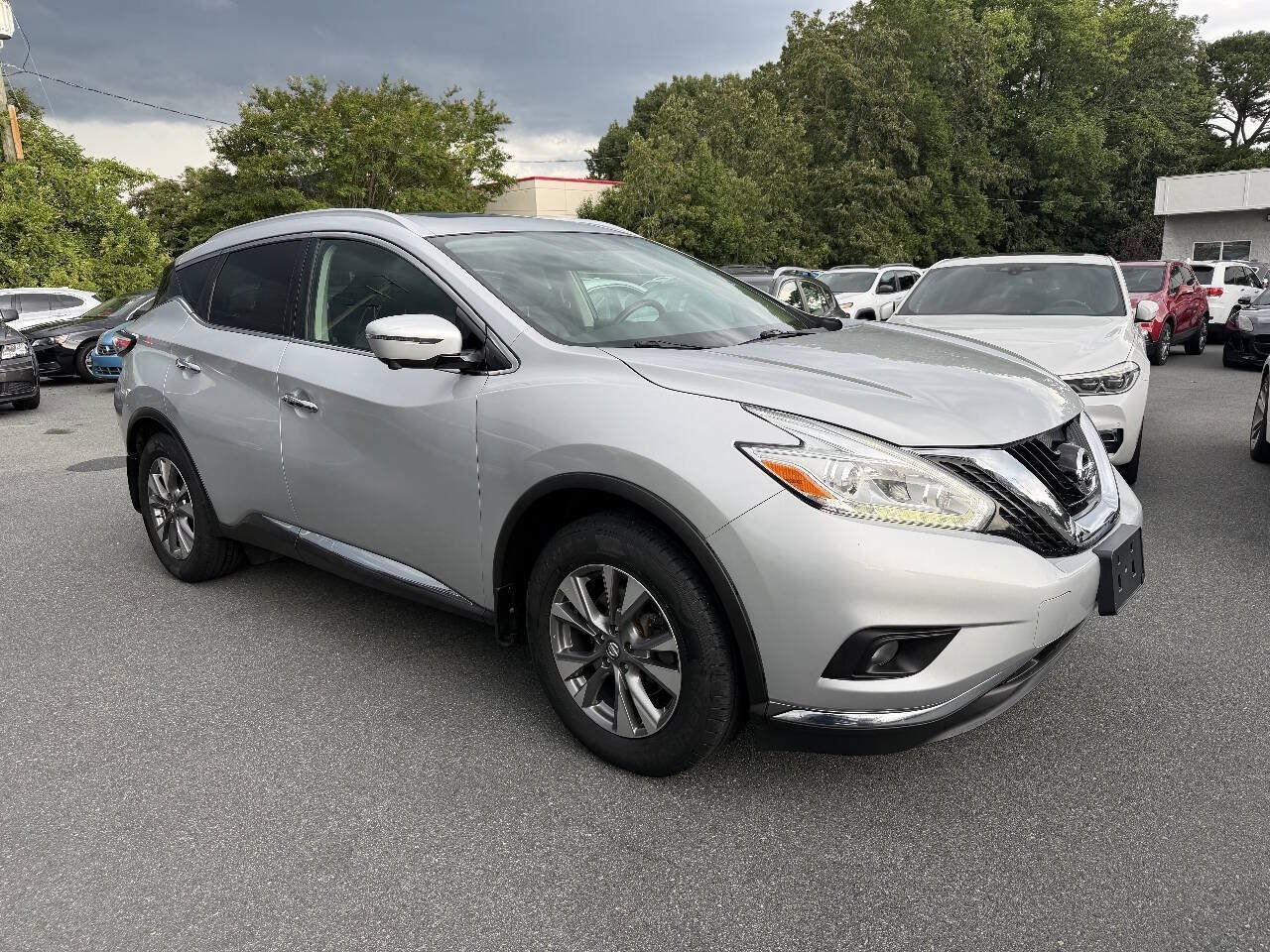 Used 2017 Nissan Murano SL w/ SL Technology Package AWD/4WD image 3