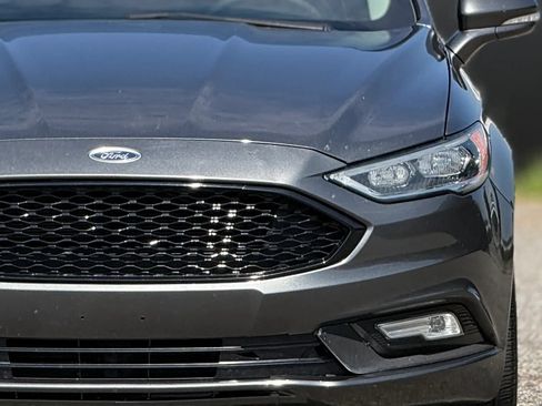 Used 2017 Ford Fusion Titanium FWD image 12
