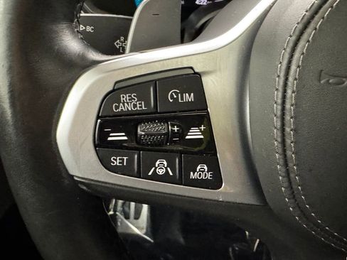 Used 2021 BMW X5 M50i image 23