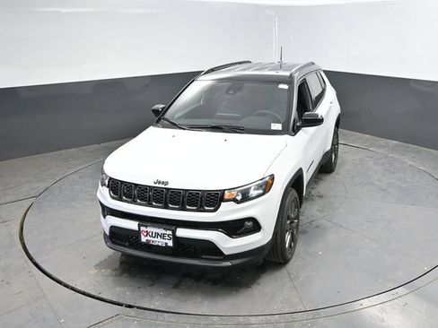 New 2026 Jeep Compass Limited AWD/4WD image 33