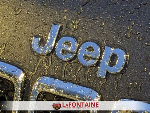 Certified 2020 Jeep Cherokee Latitude Lux w/ Comfort/Convenience Group image 9