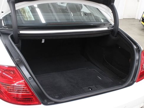Used 2012 Mercedes-Benz CL 550 4MATIC image 31