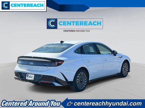 Used 2024 Hyundai Sonata SEL FWD image 5