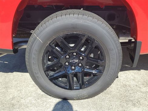 New 2026 Chevrolet Silverado 1500 Custom image 5