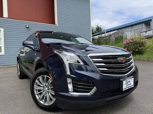 Used 2017 Cadillac XT5 Luxury w/ Driver Awareness Package FWD image 1