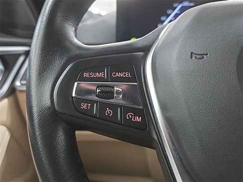 Used 2023 BMW i4 eDrive35 image 17