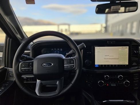 New 2026 Ford F250 Lariat w/ Black Appearance Package image 9