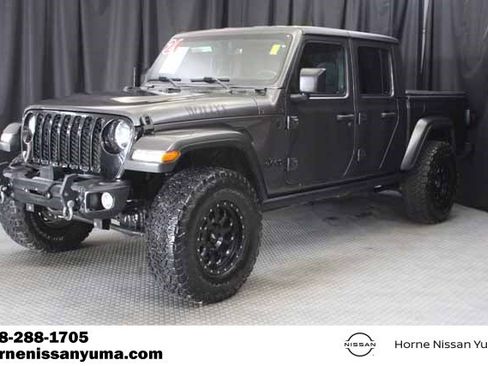 Used 2021 Jeep Gladiator Willys image 3
