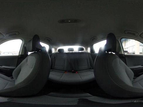 Used 2025 Kia K4 FWD image 41