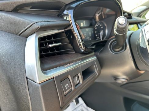 New 2025 Cadillac XT5 Sportv image 28