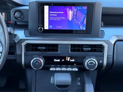 Used 2025 Toyota Tacoma SR5 image 5