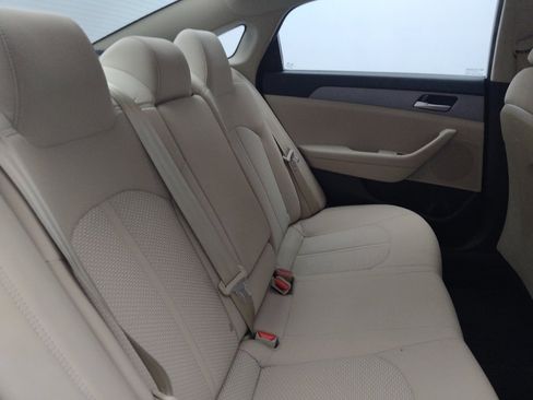 Used 2019 Hyundai Sonata SE w/ Cargo Package FWD image 19