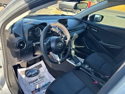 Used 2017 Toyota Yaris iA FWD image 10